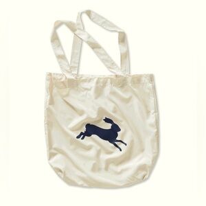 Ivory Tracksmith packable tote with meter magazine